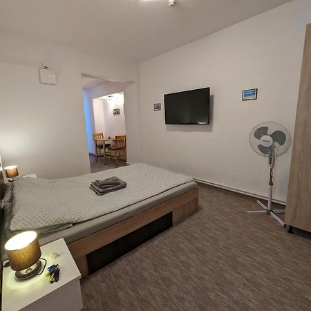 Sandor Apartment Calarasilor Târgu-Mureş エクステリア 写真